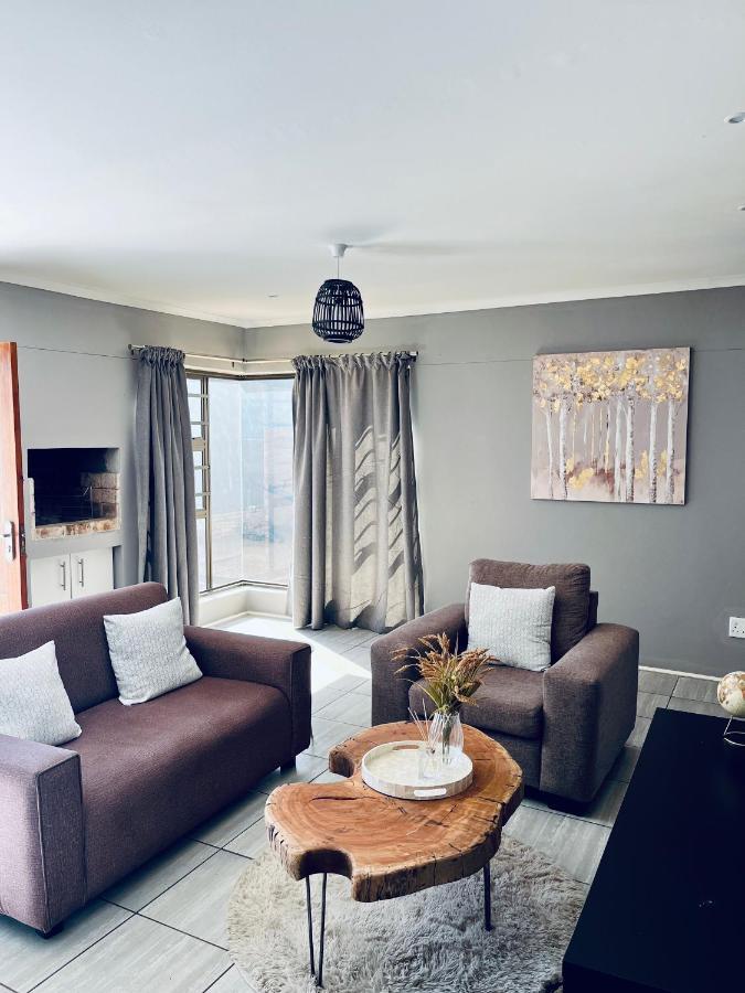 Otis Self Catering Apartment Walvis Bay Exterior foto