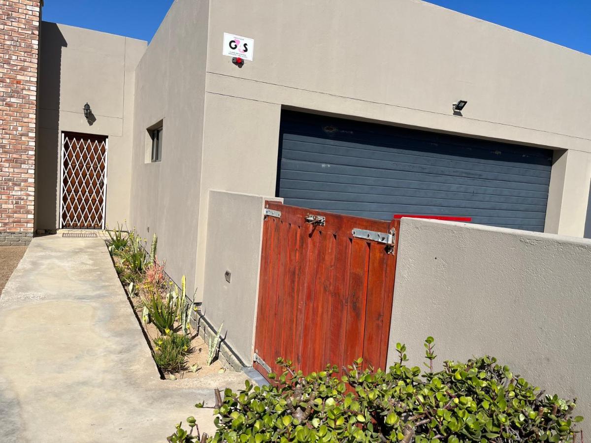 Otis Self Catering Apartment Walvis Bay Exterior foto