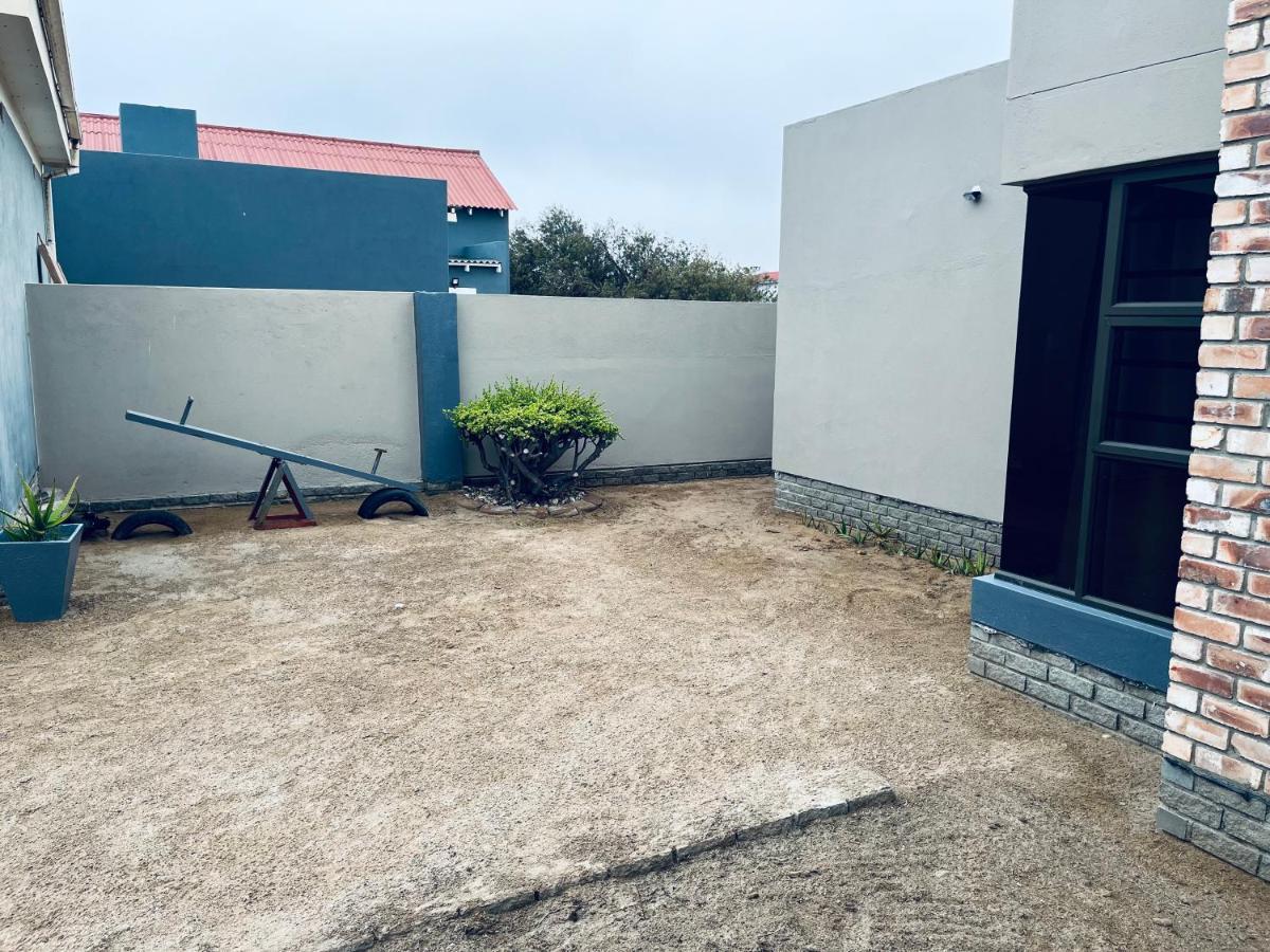 Otis Self Catering Apartment Walvis Bay Exterior foto