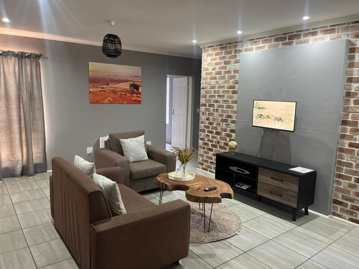 Otis Self Catering Apartment Walvis Bay Exterior foto